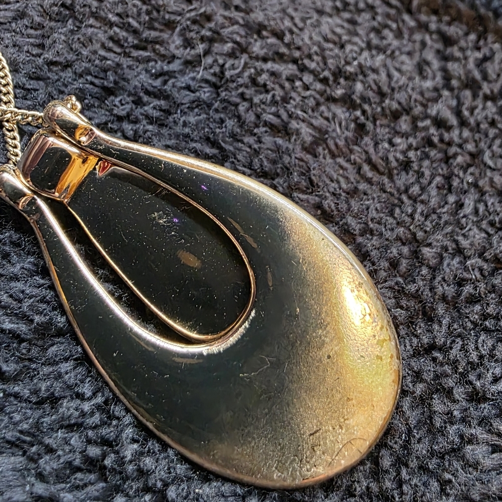 RLM Soho Gold Teardrop Necklace with Green Stone - Picture 7 of 8